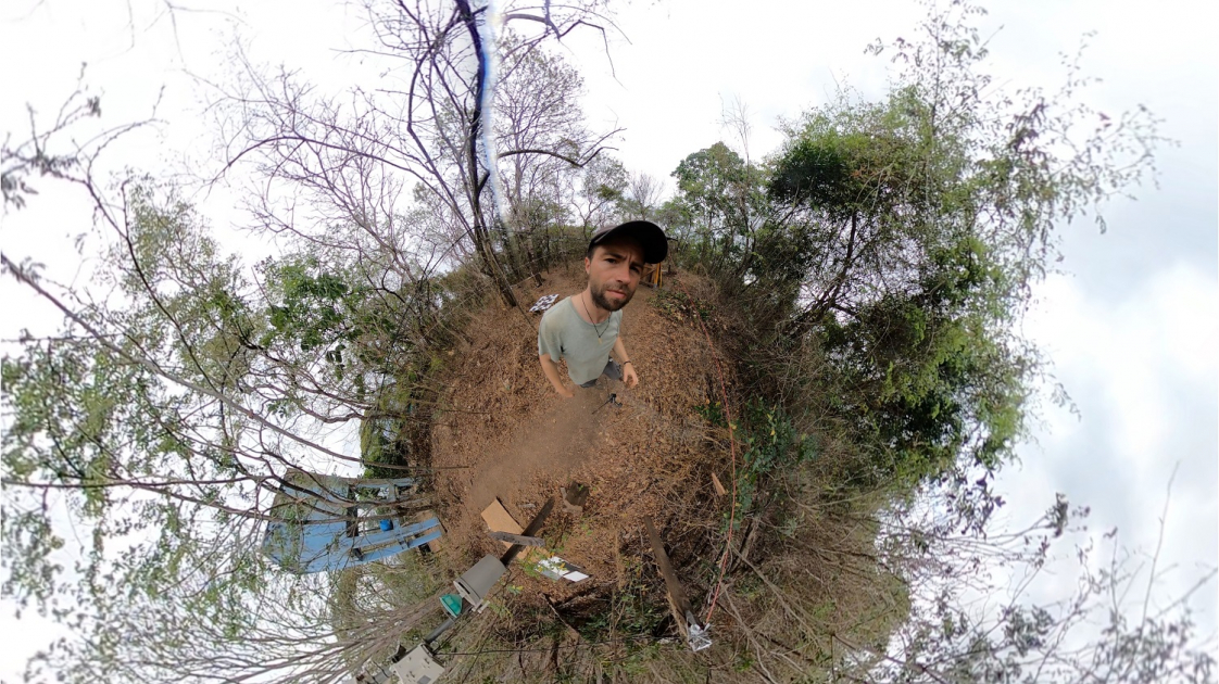 360 Grad Aufnahme von einer Wetterstation im Urwald in Costa Rica